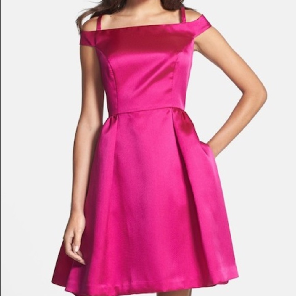 2/$50 Isaac Mizrahi Dress
